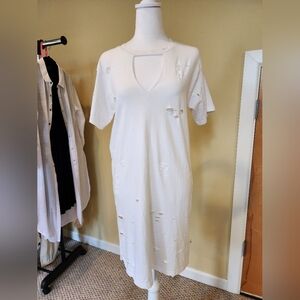 NYTT white distressed tshirt dress